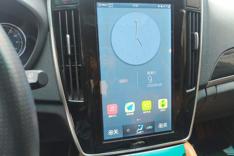 Used BYD Qin New Energy 2018 Qin EV450 Smart Connect Prestige Model Audio And AC Panel