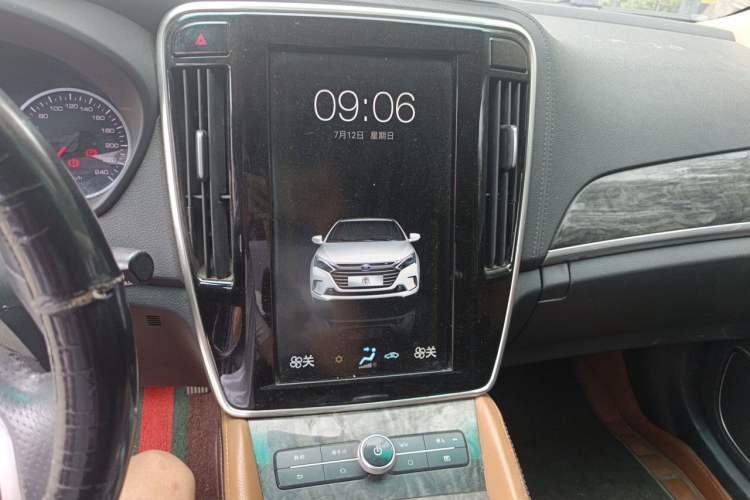 Used BYD Qin New Energy 2018 1.5T Smart Connect Premium Model Audio And AC Panel