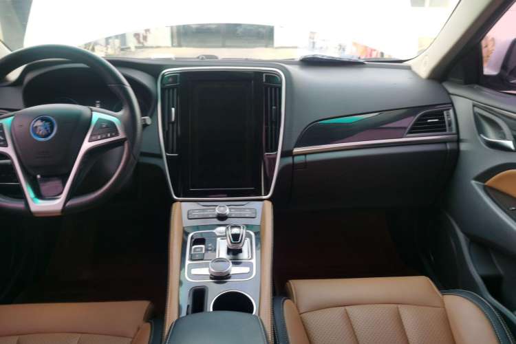 Used BYD Qin New Energy 2018 1.5T Smart Connect Premium Model Audio And AC Panel
