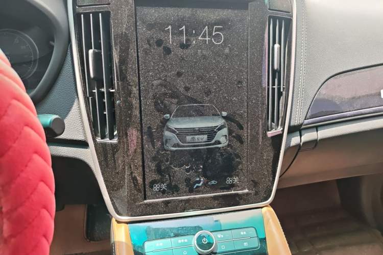 Used BYD Qin New Energy 2018 Qin EV450 Smart Connect Prestige Model Audio And AC Panel