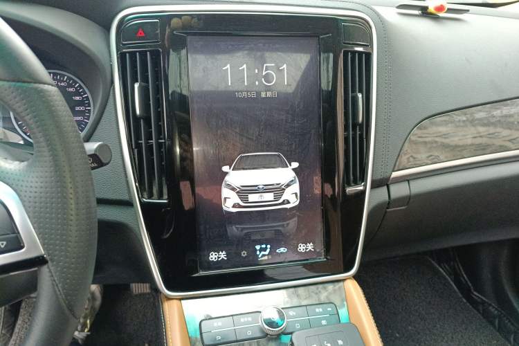 Used BYD Qin New Energy 2018 1.5T Smart Connect Premium Model Audio And AC Panel