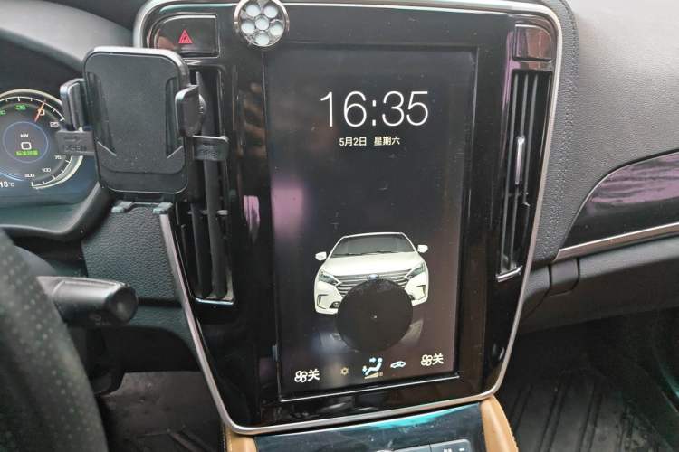 Used BYD Qin New Energy 2018 Qin EV450 Smart Connect Prestige Model Audio And AC Panel