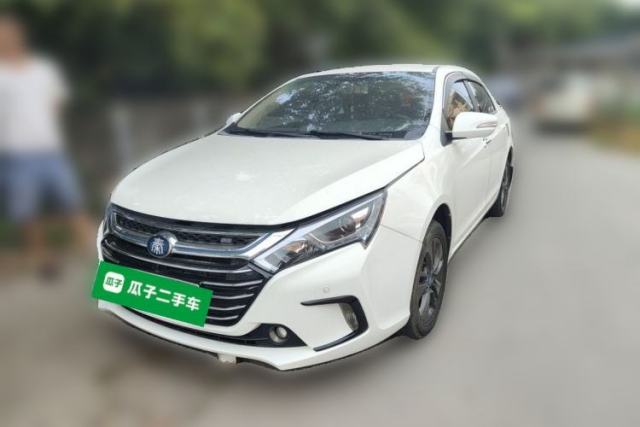 Ojetý BYD Qin New Energy 2018 1.5T Smart Connect Elite Model