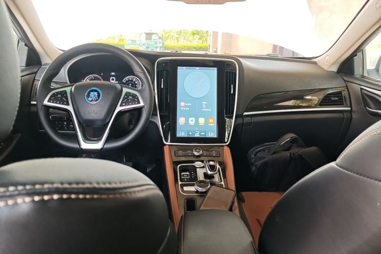 Used BYD Qin New Energy 2018 Qin EV450 Smart Connect Prestige Model Center Console
