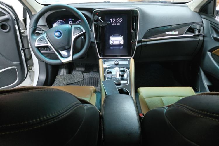 Used BYD Qin New Energy 2018 Qin EV450 Smart Connect Prestige Model Center Console