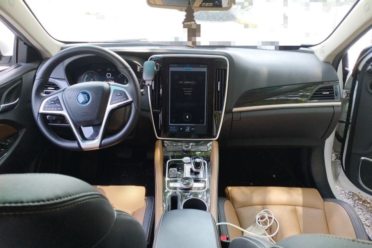 Used BYD Qin New Energy 2018 Qin EV450 Smart Connect Prestige Model Center Console