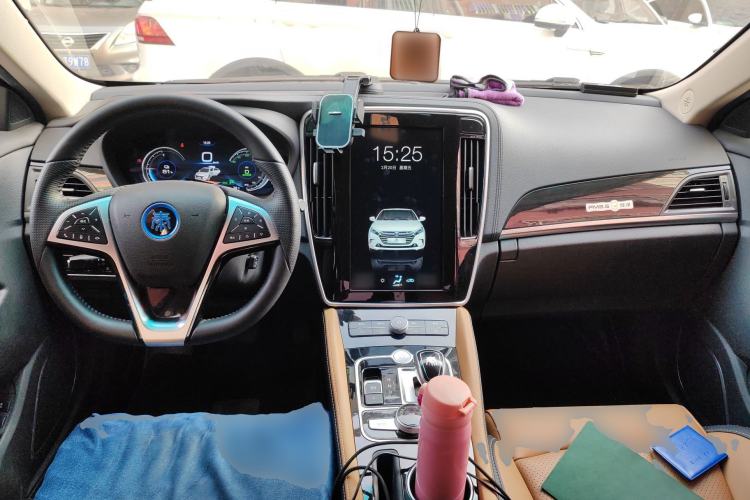 Used BYD Qin New Energy 2018 Qin EV450 Smart Connect Prestige Model Center Console