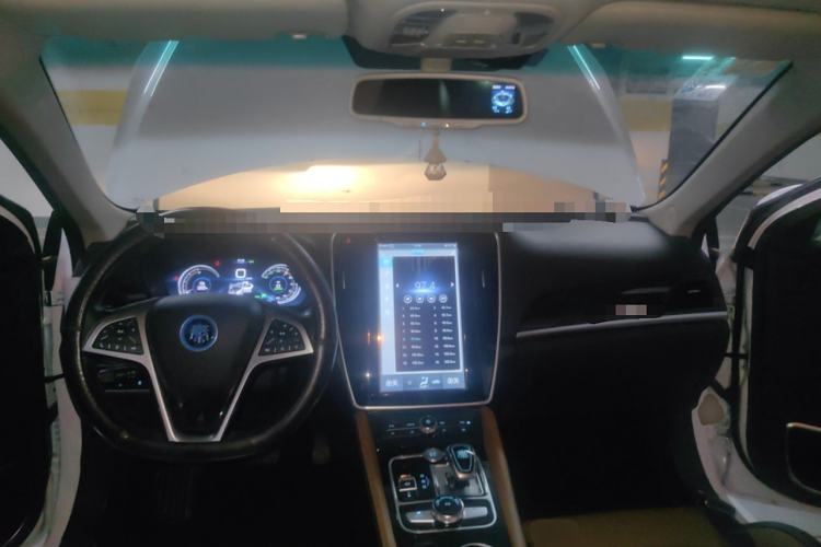 Used BYD Qin New Energy 2018 Qin EV450 Smart Connect Prestige Model Center Console