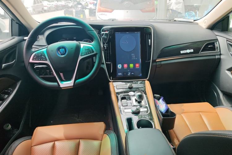 Used BYD Qin New Energy 2018 Qin EV450 Smart Connect Prestige Model Center Console