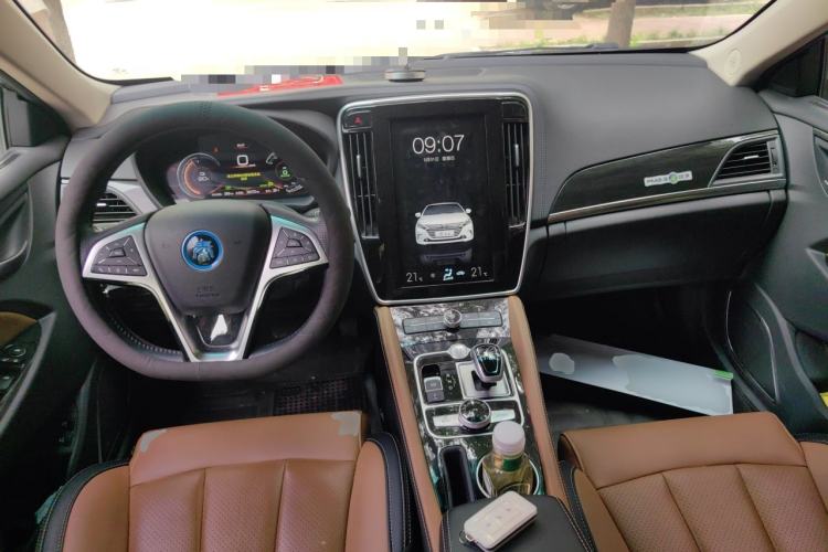 Used BYD Qin New Energy 2018 Qin EV450 Smart Connect Prestige Model Center Console