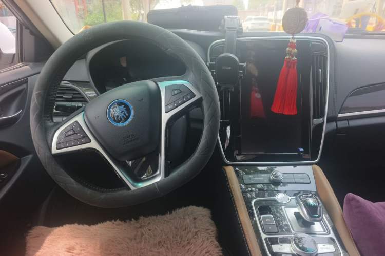 Used BYD Qin New Energy 2018 Qin EV450 Smart Connect Prestige Model Center Console