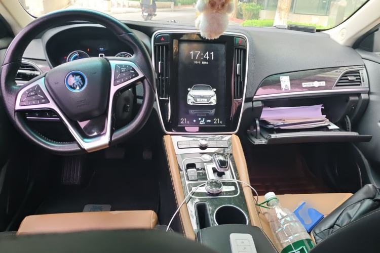 Used BYD Qin New Energy 2018 Qin EV450 Smart Connect Prestige Model Center Console