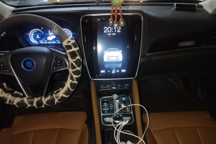 Used BYD Qin New Energy 2018 Qin EV450 Smart Connect Prestige Model Center Console