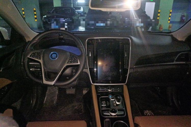 Used BYD Qin New Energy 2018 Qin EV450 Smart Connect Prestige Model Center Console