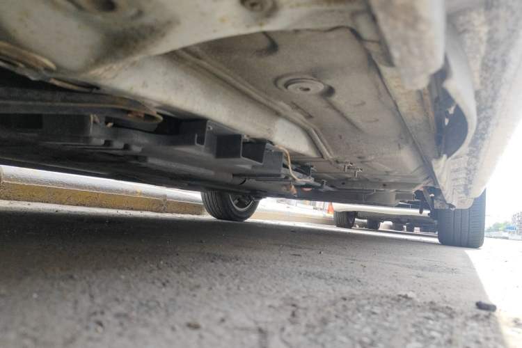 Used BYD Qin New Energy 2018 1.5T Smart Connect Premium Model Chassis Front Left