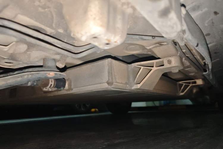 Used BYD Qin New Energy 2018 Qin EV450 Smart Connect Prestige Model Chassis Front Left