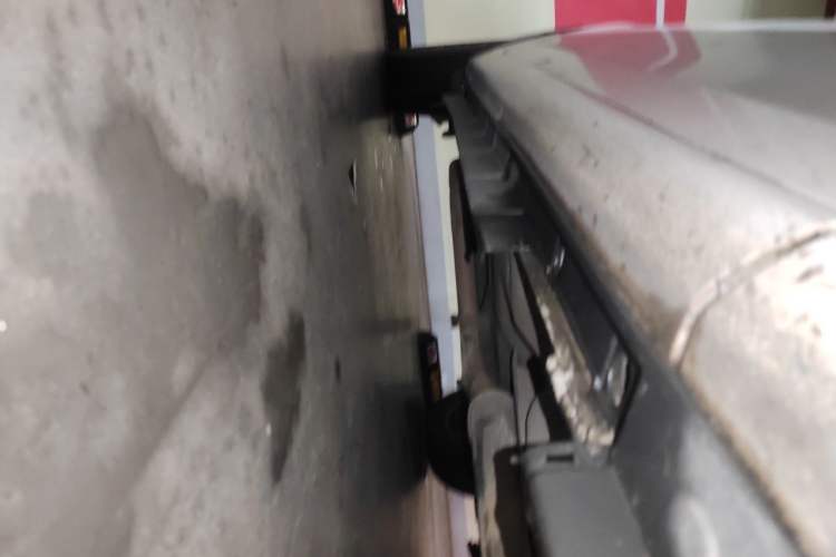 Used BYD Qin New Energy 2018 1.5T Smart Connect Premium Model Chassis Front Right