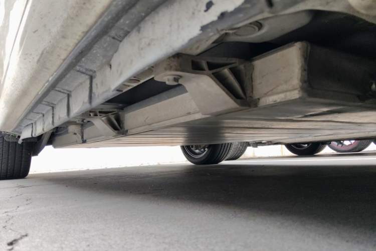 Used BYD Qin New Energy 2018 Qin EV450 Smart Connect Prestige Model Chassis Front Right