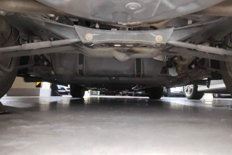 Used BYD Qin New Energy 2018 1.5T Smart Connect Premium Model Chassis Rear