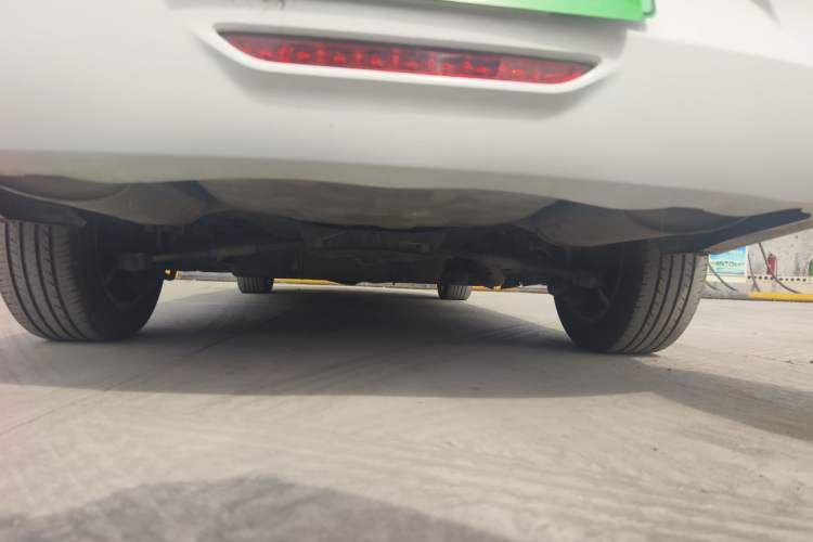 Used BYD Qin New Energy 2018 1.5T Smart Connect Premium Model Chassis Rear