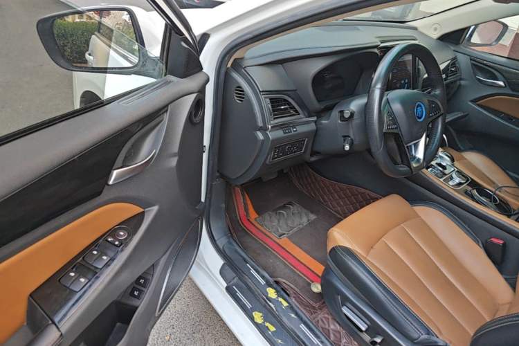 Used BYD Qin New Energy 2018 Qin EV450 Smart Connect Prestige Model Driver Seat