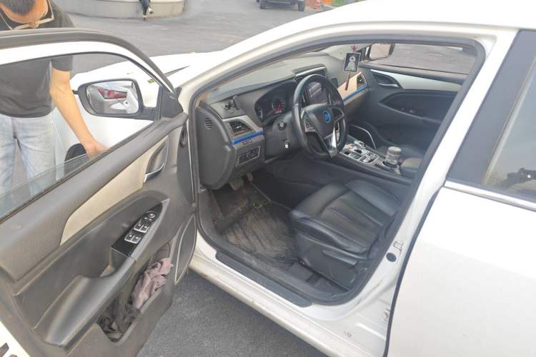 Used BYD Qin New Energy 2018 1.5T Smart Connect Elite Model Driver Seat