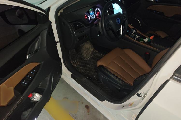 Used BYD Qin New Energy 2018 1.5T Smart Connect Premium Model Driver Seat