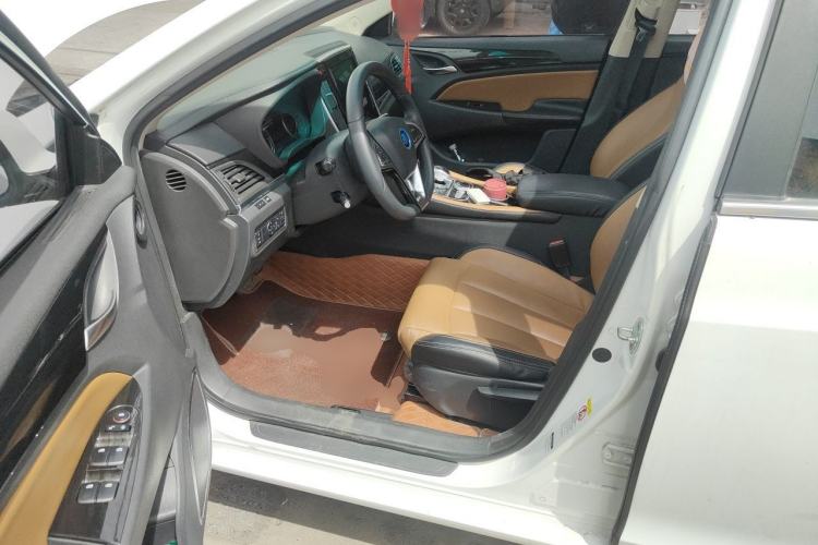 Used BYD Qin New Energy 2018 1.5T Smart Connect Premium Model Driver Seat