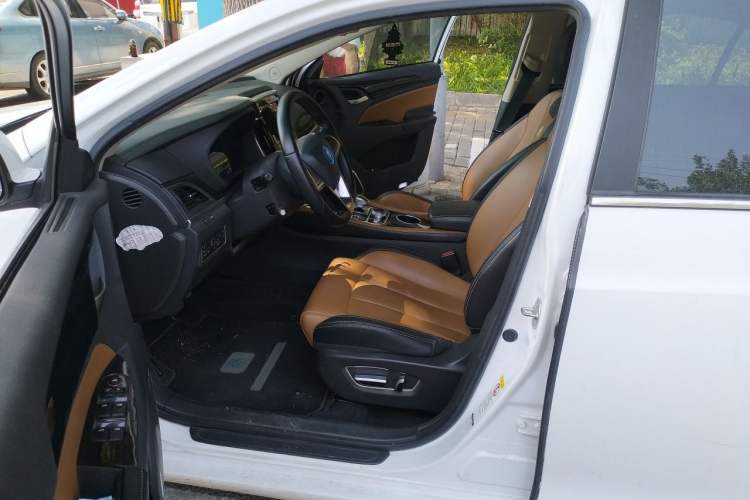 Used BYD Qin New Energy 2018 Qin EV450 Smart Connect Prestige Model Driver Seat