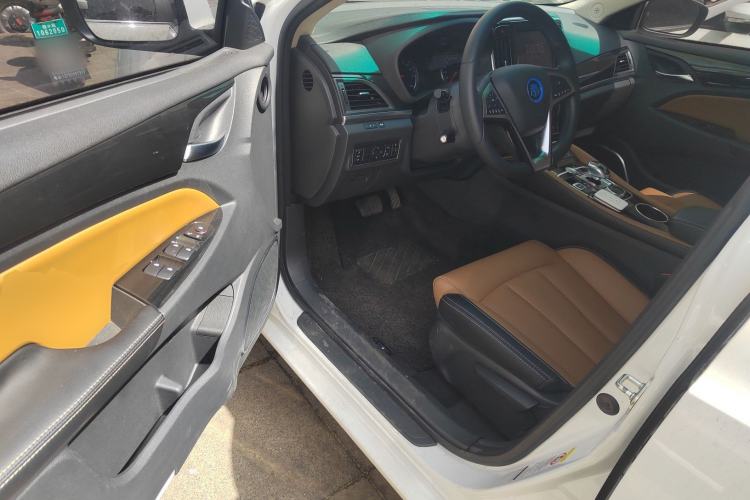Used BYD Qin New Energy 2018 1.5T Smart Connect Premium Model Driver Seat