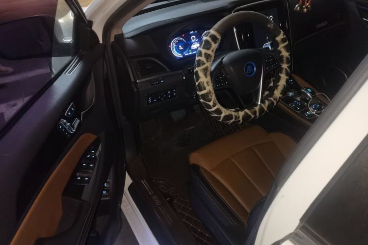 Used BYD Qin New Energy 2018 Qin EV450 Smart Connect Prestige Model Driver Seat
