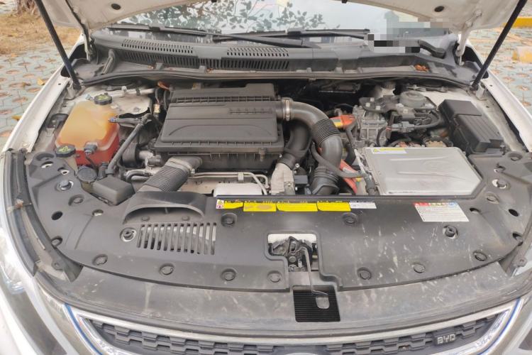 Used BYD Qin New Energy 2018 1.5T Smart Connect Premium Model Engine Bay