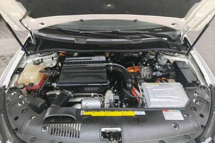 Used BYD Qin New Energy 2018 1.5T Smart Connect Premium Model Engine Bay