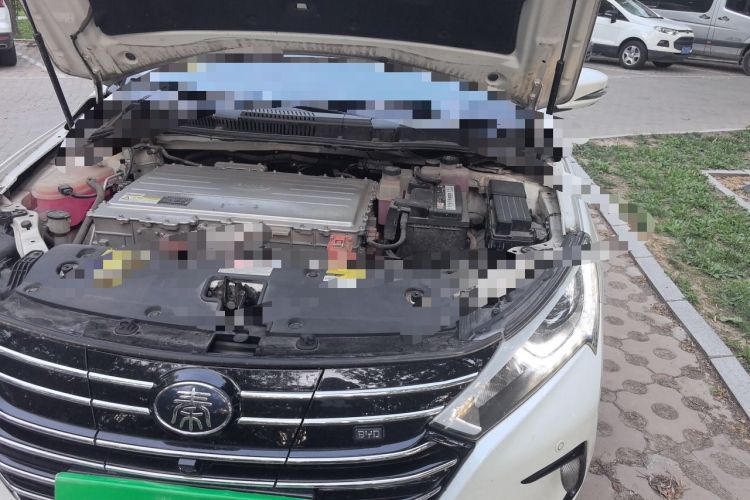 Used BYD Qin New Energy 2018 Qin EV450 Smart Connect Prestige Model Engine Bay Left