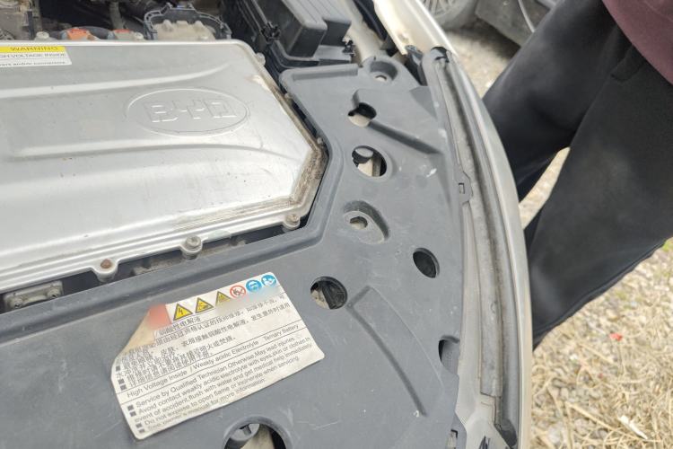 Used BYD Qin New Energy 2018 1.5T Smart Connect Elite Model Engine Bay Left