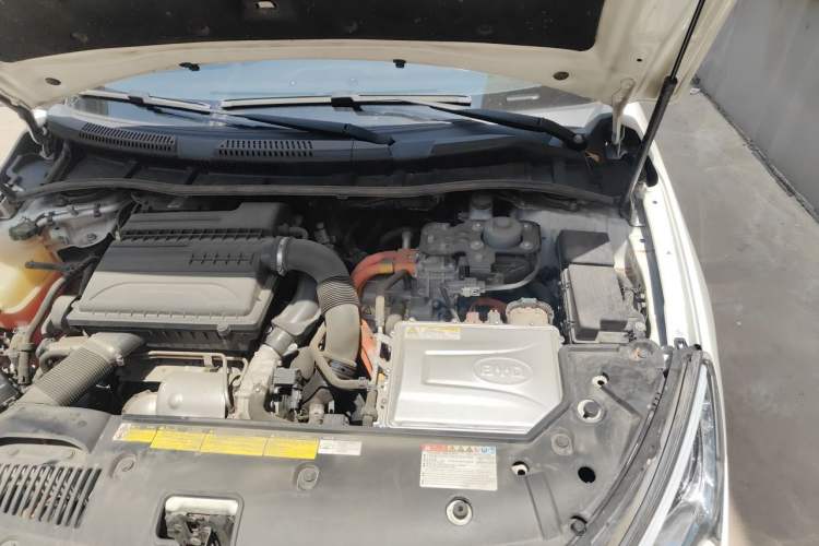 Used BYD Qin New Energy 2018 1.5T Smart Connect Elite Model Engine Bay Left