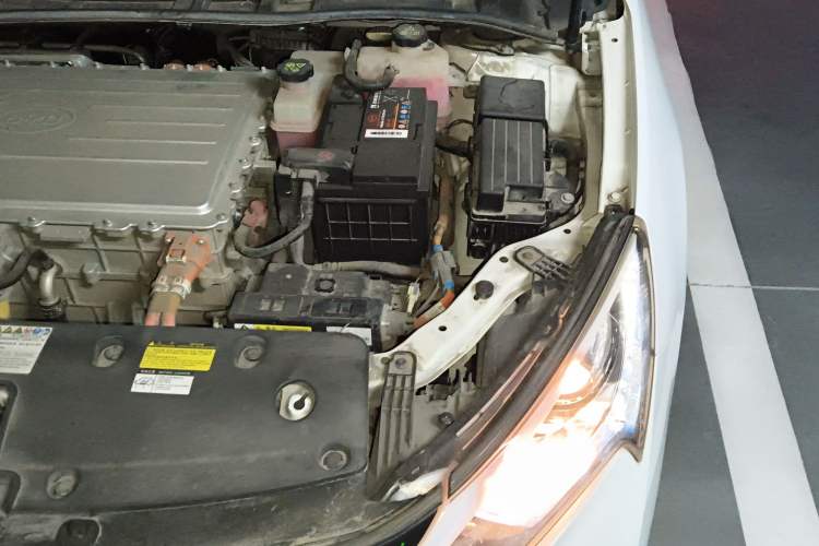 Used BYD Qin New Energy 2018 Qin EV450 Smart Connect Prestige Model Engine Bay Left