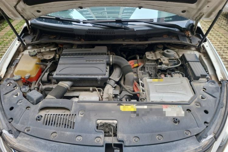 Used BYD Qin New Energy 2018 1.5T Smart Connect Premium Model Engine Bay