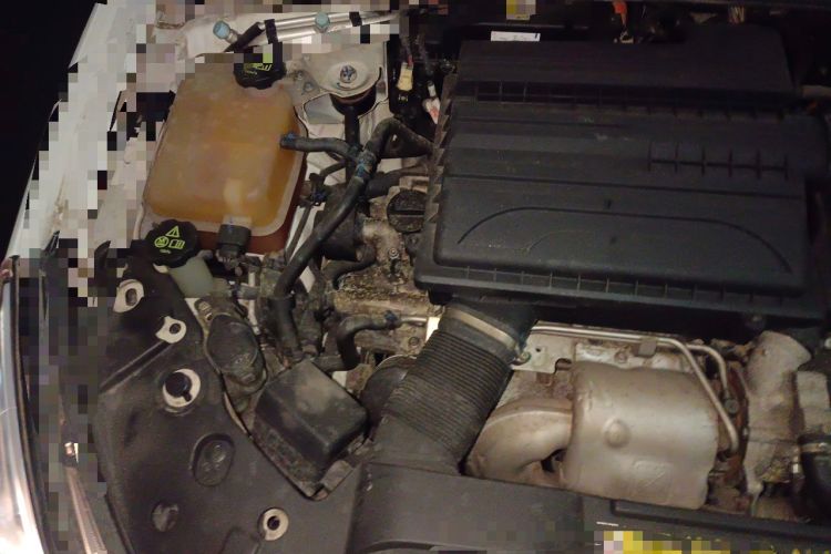 Used BYD Qin New Energy 2018 1.5T Smart Connect Elite Model Engine Bay Right