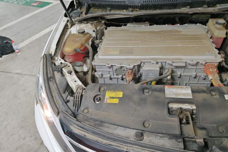 Used BYD Qin New Energy 2018 Qin EV450 Smart Connect Prestige Model Engine Bay Right