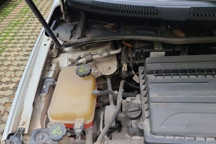 Used BYD Qin New Energy 2018 1.5T Smart Connect Premium Model Engine Bay Right