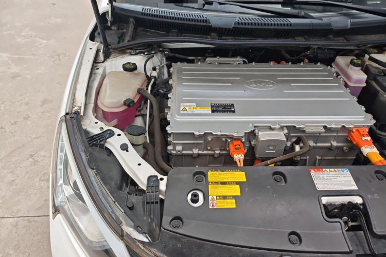 Used BYD Qin New Energy 2018 Qin EV450 Smart Connect Prestige Model Engine Bay Right