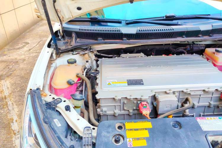 Used BYD Qin New Energy 2018 Qin EV450 Smart Connect Prestige Model Engine Bay Right