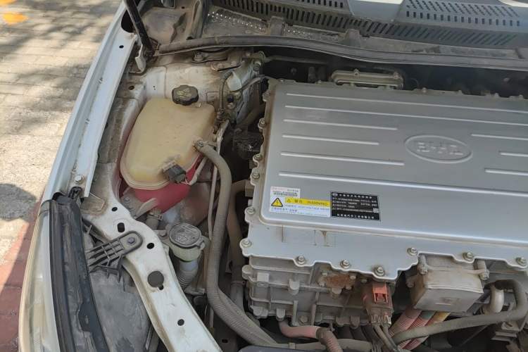Used BYD Qin New Energy 2018 Qin EV450 Smart Connect Prestige Model Engine Bay Right