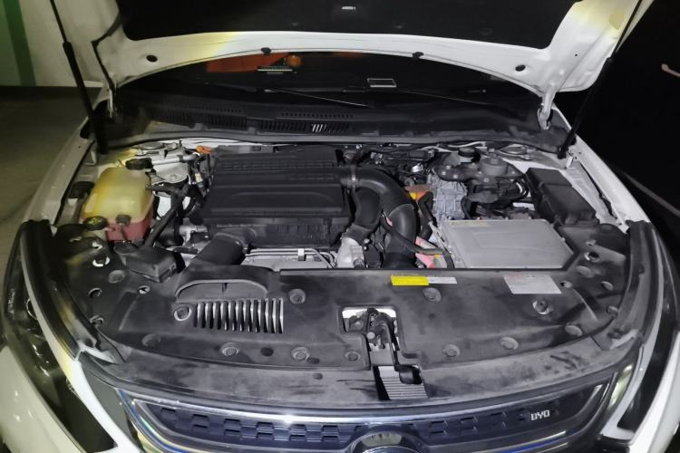 Used BYD Qin New Energy 2018 1.5T Smart Connect Premium Model Engine Bay