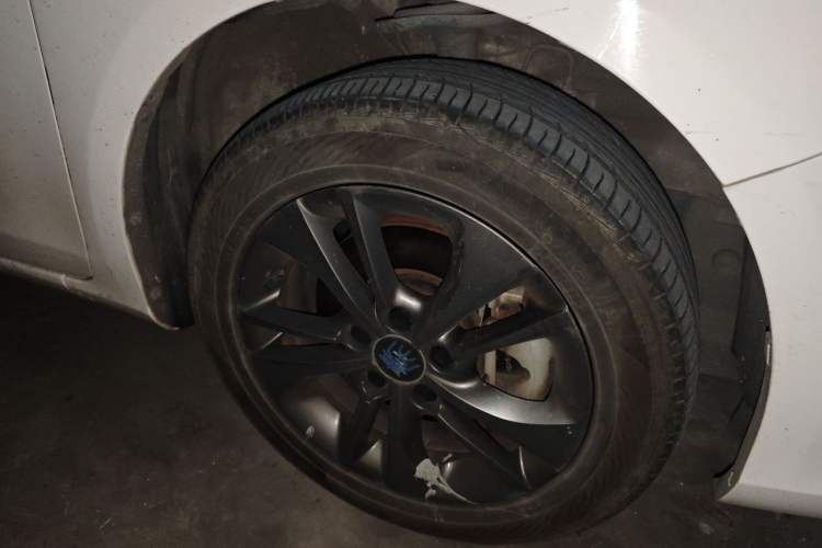 Used BYD Qin New Energy 2018 1.5T Smart Connect Premium Model Exterior 1