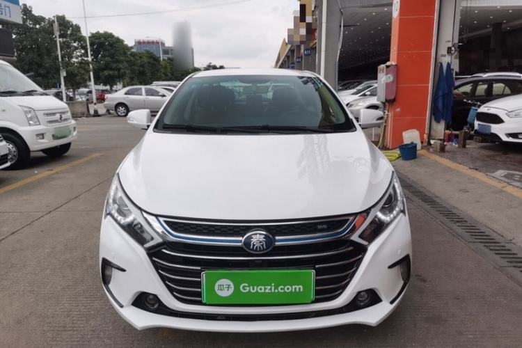 Used BYD Qin New Energy 2018 1.5T Smart Connect Elite Model Exterior 3