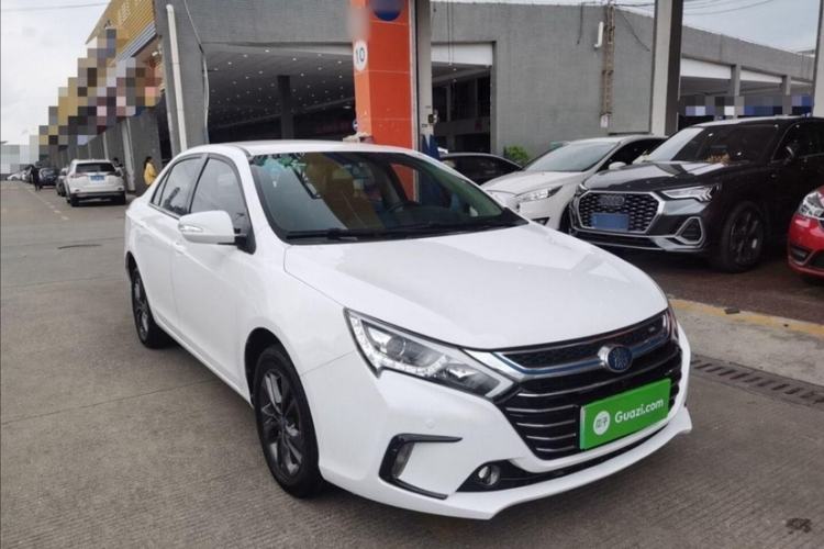 Used BYD Qin New Energy 2018 1.5T Smart Connect Elite Model Exterior 3