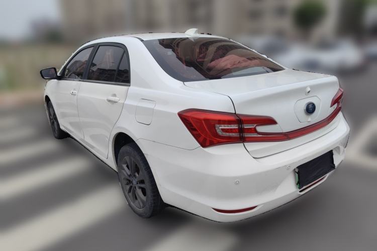 Used BYD Qin New Energy 2018 1.5T Smart Connect Elite Model Exterior 3
