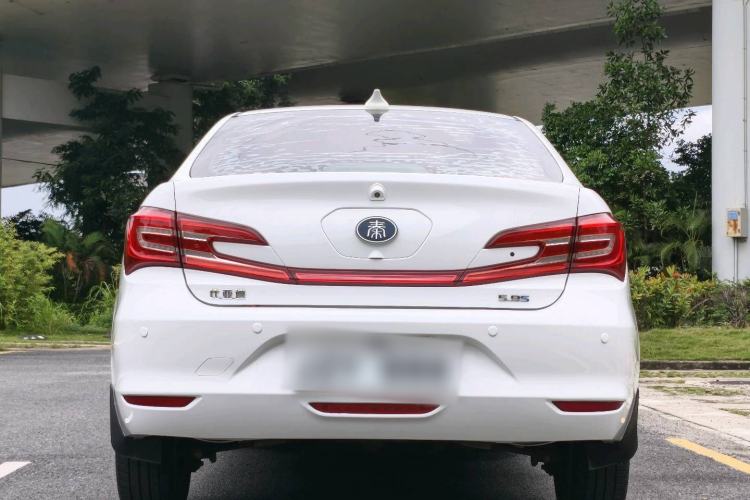 Used BYD Qin New Energy 2018 1.5T Smart Connect Premium Model Exterior 4